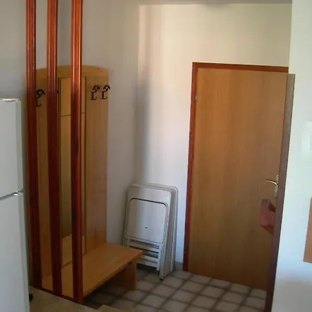 Nadija Apartman *
