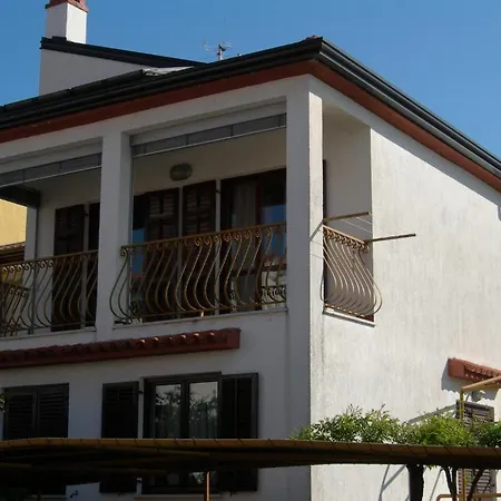 Apartman Nadija *
